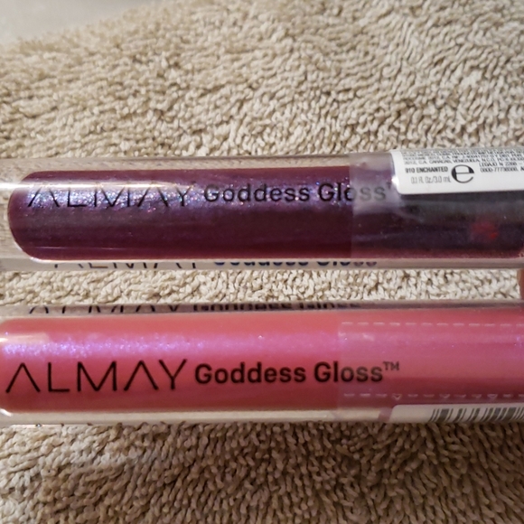 Almay Makeup 2 Almay Goddess Gloss Lip Gloss Poshmark
